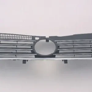 2001-2005 Volkswagen Passat Grille Chrome/black 1.8/2.0L